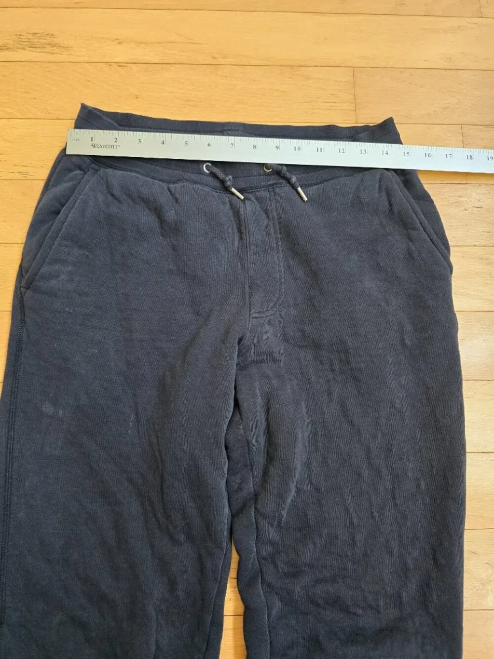Uniqlo | sporty navy blue fleece lined jogger sweatpants | MENS S
